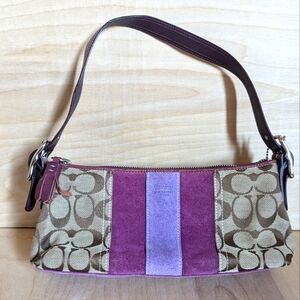 Coach Signature Striped Demi Shoulder Bag (NO E05Q-8K09)